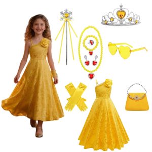 Cosplay of Judy's formal dress from Zootopia